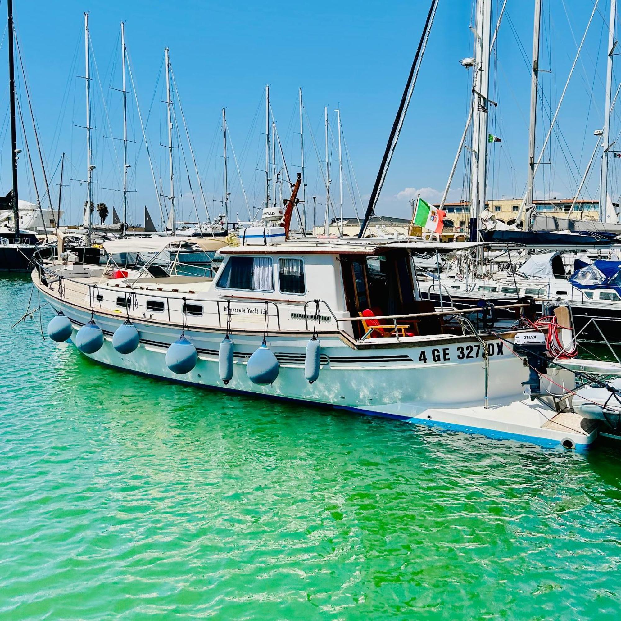 Hotel en barco La Poesia Di Scirocca Lido di Ostia